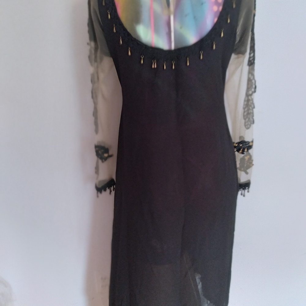 Dress - Picture 4 of 4